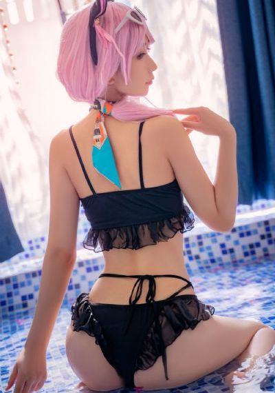 肉体女教师_BD韩语高清完整版