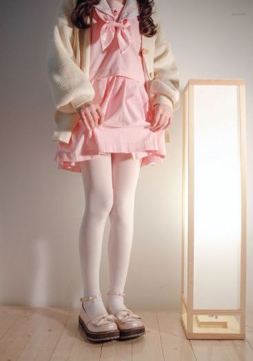 年轻的女老师2_蓝光高清视频观看