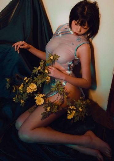 女性私密粉嫩部位spa_剧情片高清完整版